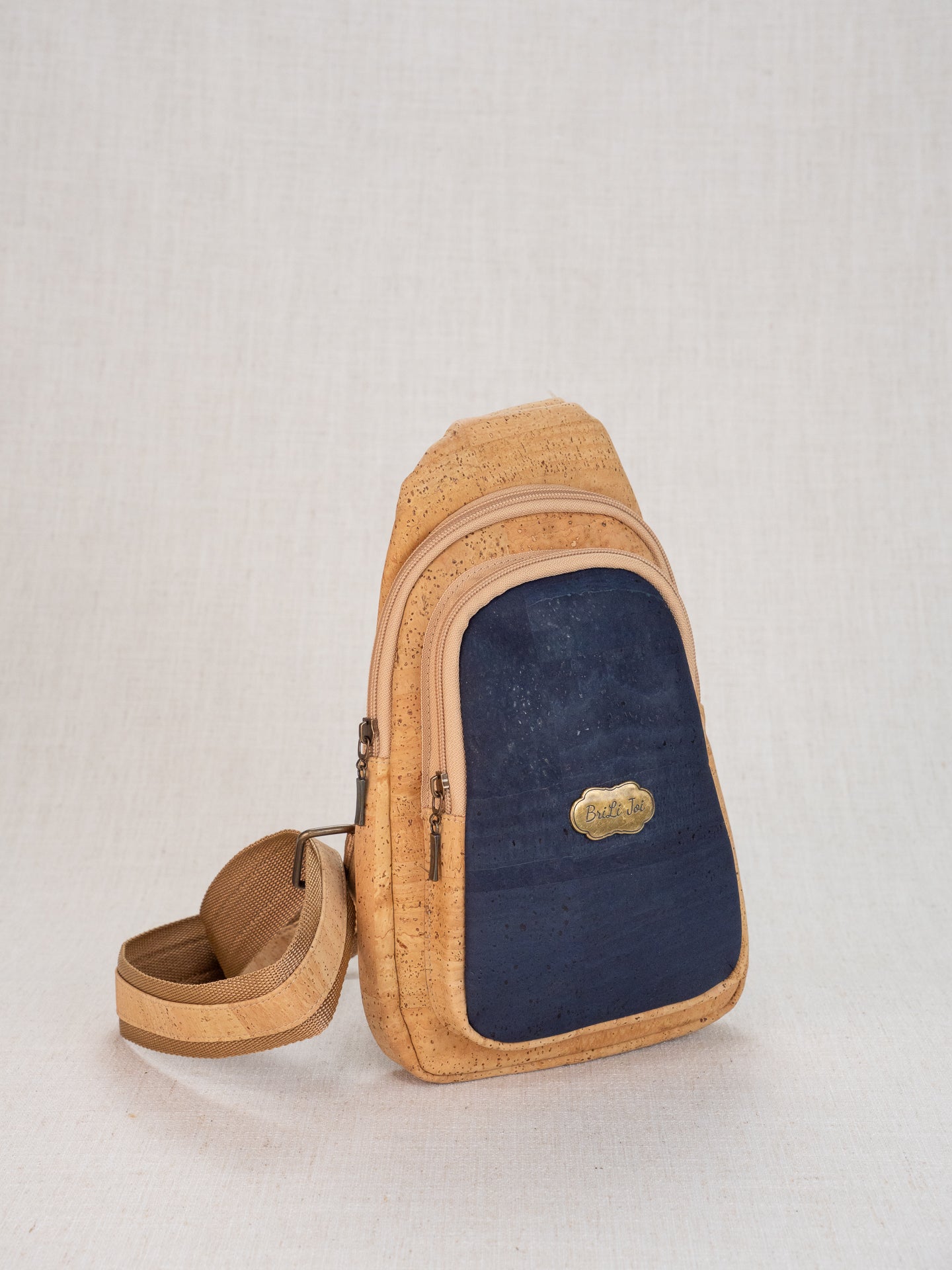 Aria Sling Bag
