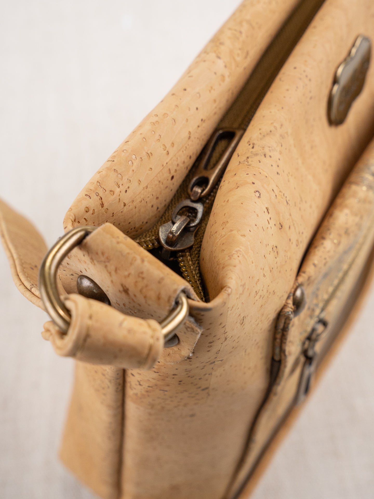 Pleasant Hill Pocket Purse